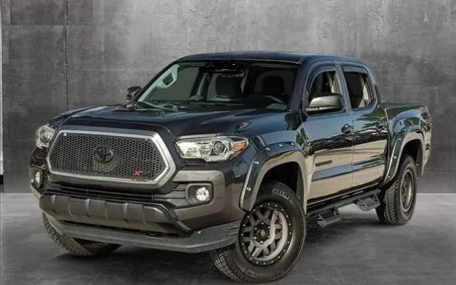 TOYOTA Tacoma 3.5L V6 4x4 SR5 - 56500€ en Banastas