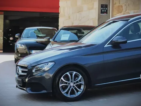 Mercedes-Benz C 200 2015 D Exclusive