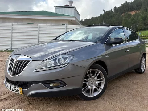 Lancia Delta 1.6 M-Jet Platino