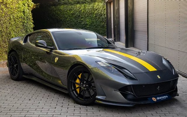 Ferrari 812 Superfast 6.5 V12