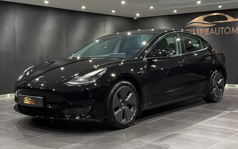 Tesla Model 3 Standard RWD