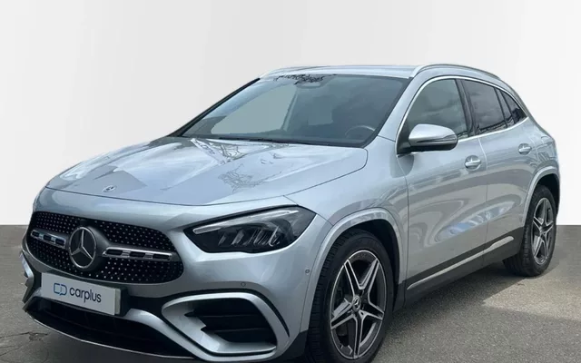 MERCEDES-BENZ Clase GLA 200