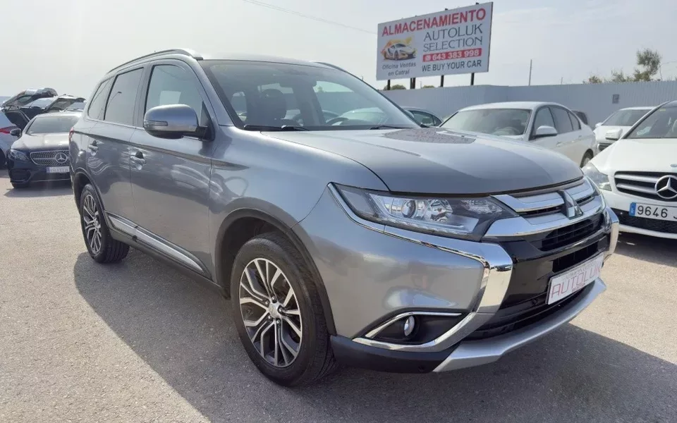 MITSUBISHI Outlander MITSUBISHI Outlander Todoterreno Manual de 5 Puertas