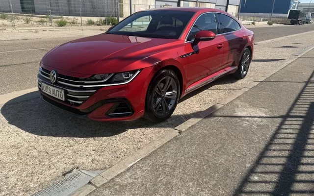 VOLKSWAGEN Arteon Arteon 2.0TDI R-Line DSG7 147kW - 28975€ en Palencia