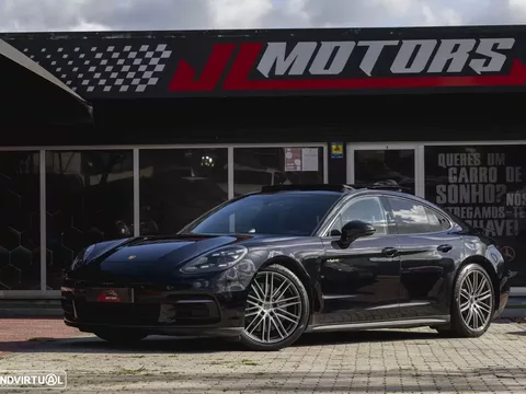 Porsche Panamera 4 E-Hybrid