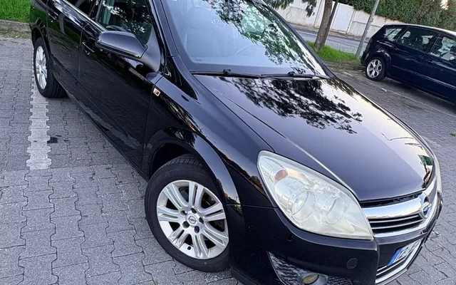 Opel Astra 1.7 CDTi Cosmo