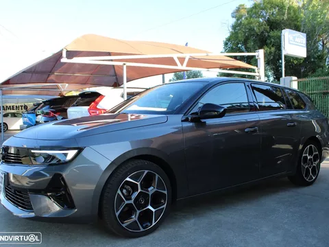 Opel Astra Sports Tourer 1.2 T GS Line