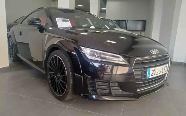 AUDI TT TT Coupé 2.0TDI Black line edition
