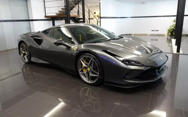 FERRARI F8 Tributo F8 Tributo