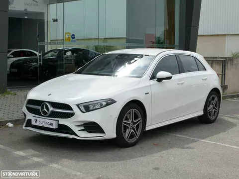 Mercedes-Benz A 250 e AMG Line