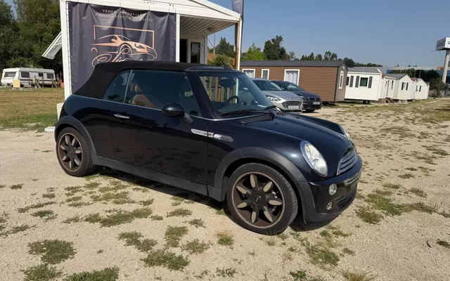 MINI Cabrio
