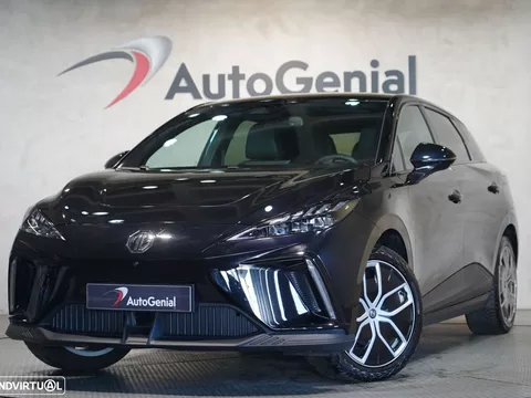 MG MG4 64 kWh Luxury