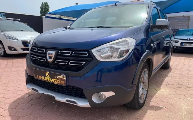 Dacia Lodgy 1.5 Blue dCi Stepway 7L