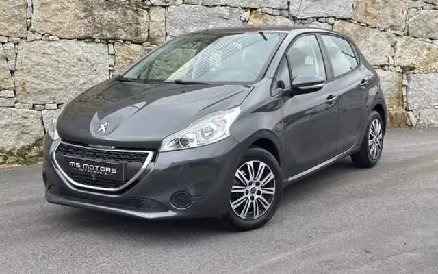 Peugeot 208 2015 1.2 VTi Active