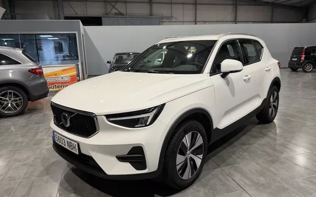 VOLVO XC40 XC40 B3 Core Aut. - 29900€ en Torrelavega