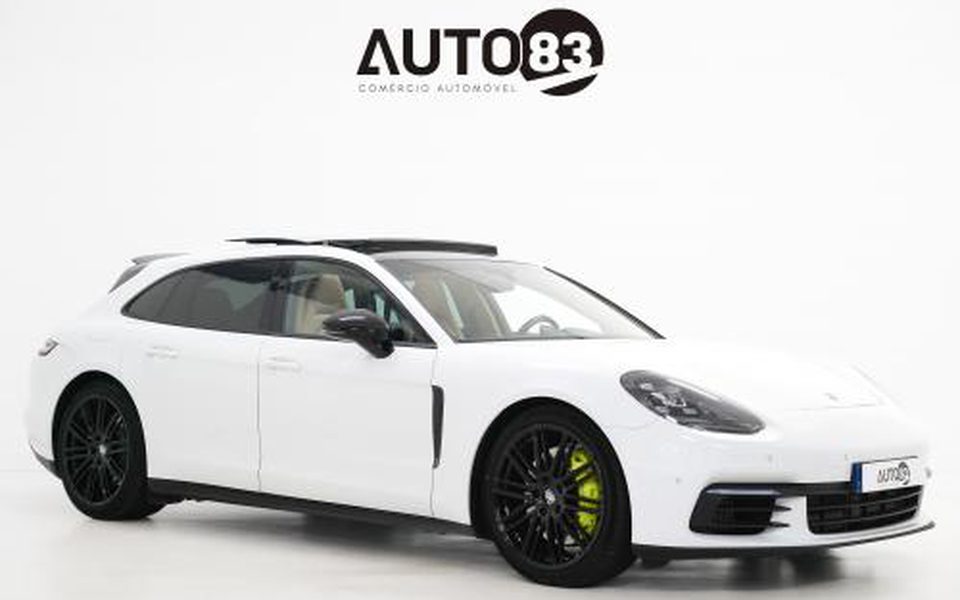 Porsche Panamera Sport Turismo 4 E-Hybrid