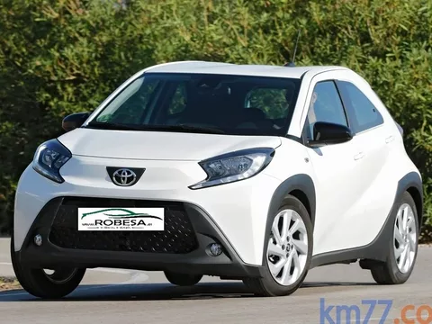 TOYOTA Aygo Aygo 70 x-play