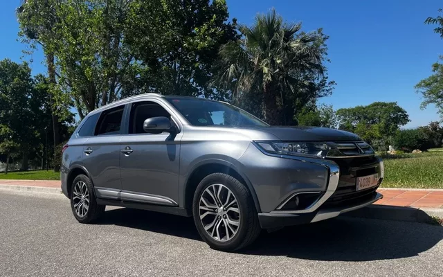 MITSUBISHI Outlander Outlander 220DI-D Motion 2WD 5pl.