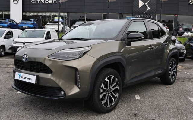 Toyota Yaris Cross 1.5 HDF Square Collection