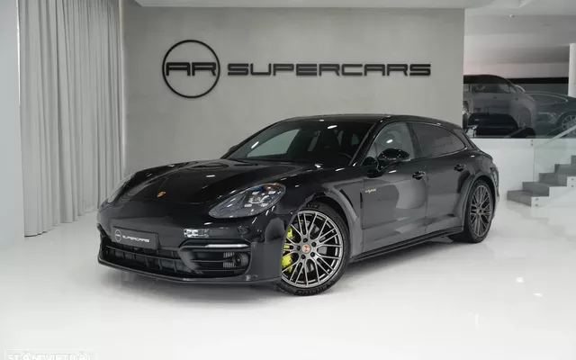 Porsche Panamera Sport Turismo 4 E-Hybrid Platinum Edition PDLS