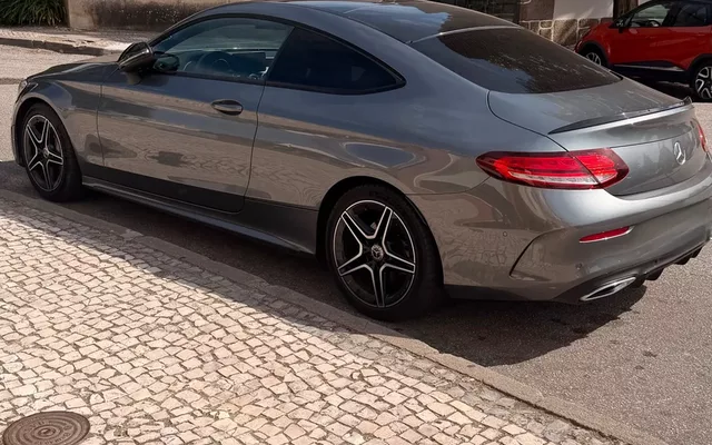 Mercedes-Benz C 220 d AMG Line