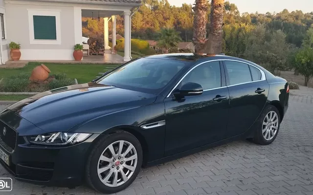 Jaguar XE 2.0 D Portfolio AWD Aut.
