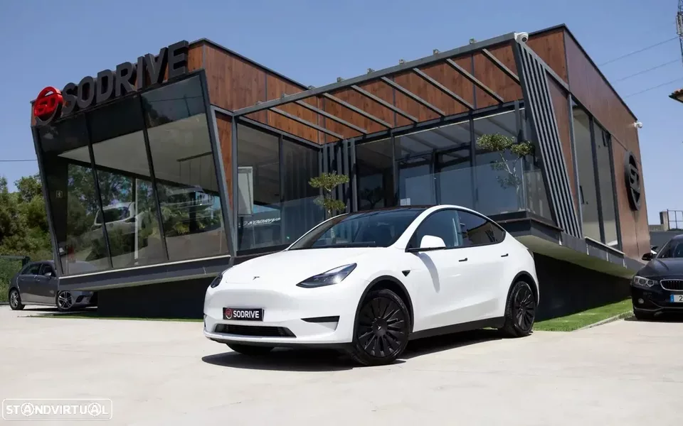 Tesla Model Y Long Range Tração Integral