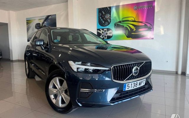 VOLVO XC60 XC60 B4 Core AWD Aut.