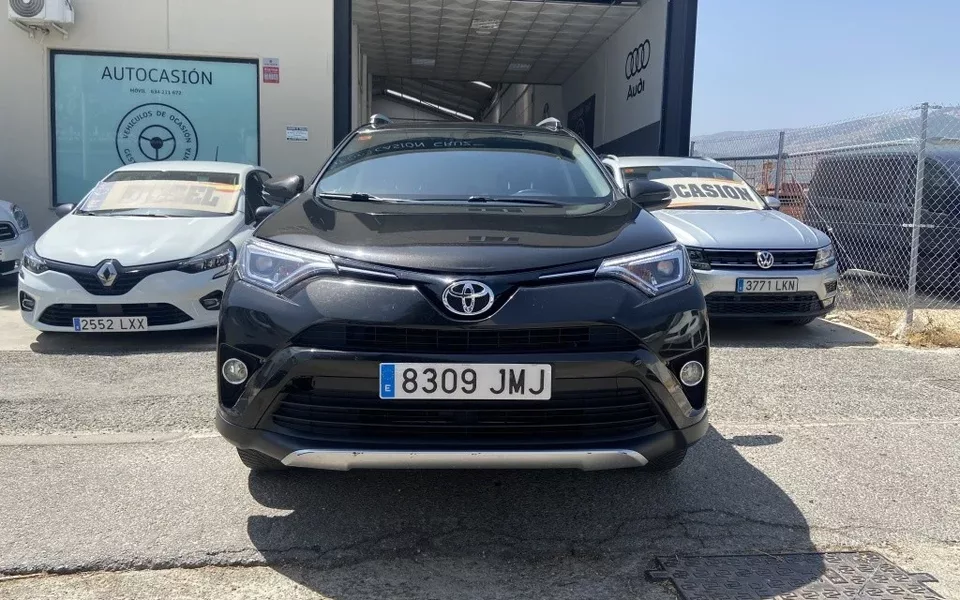 TOYOTA RAV-4 RAV-4 150D Business 2WD