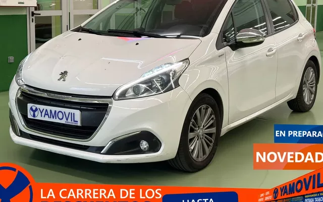 Peugeot 208 1.2 PureTech Style 60 kW (82 CV)
