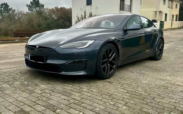 Tesla Model S Plaid AWD