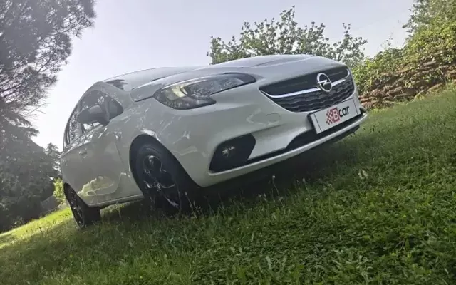 Opel Corsa 2017 1.4 Color Edition Easytronic