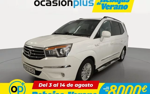 KGM / SSANGYONG Rodius Rodius 2.0e-Xdi Premium