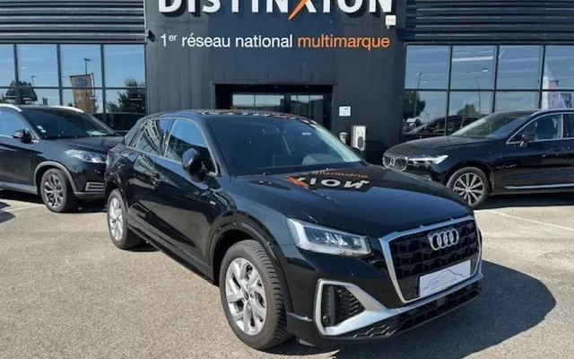 AUDI Q2