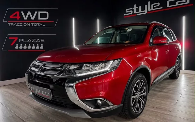 MITSUBISHI Outlander 220 DID Kaiteki Auto 4WD