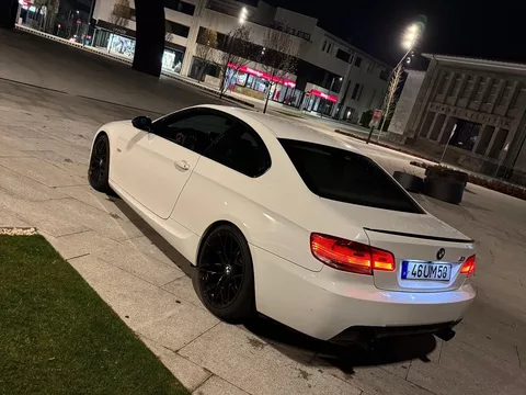 BMW 320 d Coupe