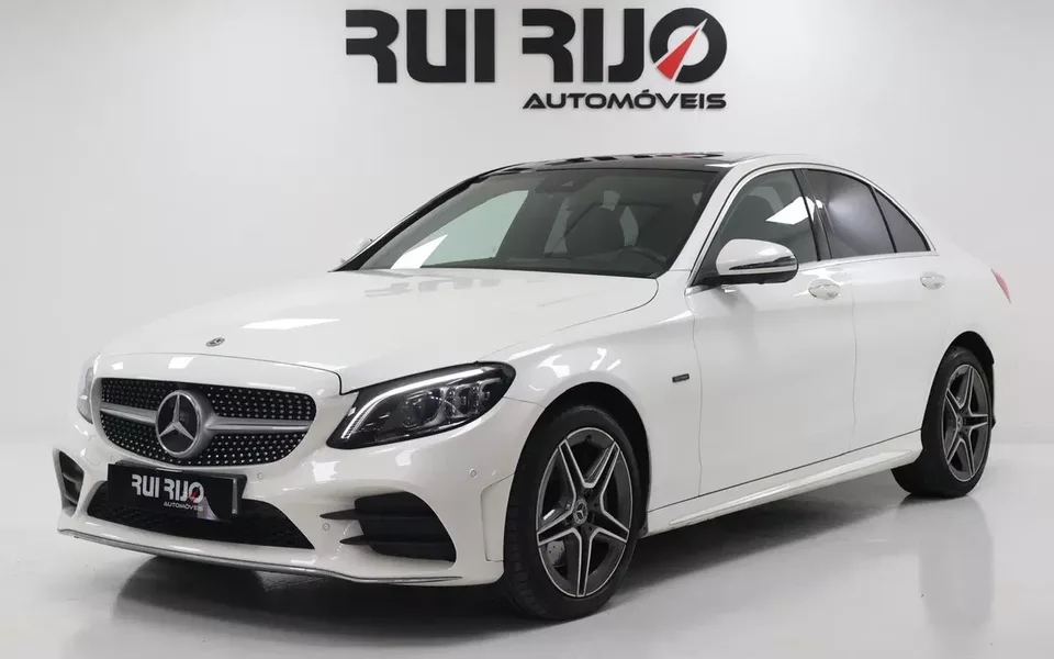 Mercedes-Benz C 300 de AMG Line