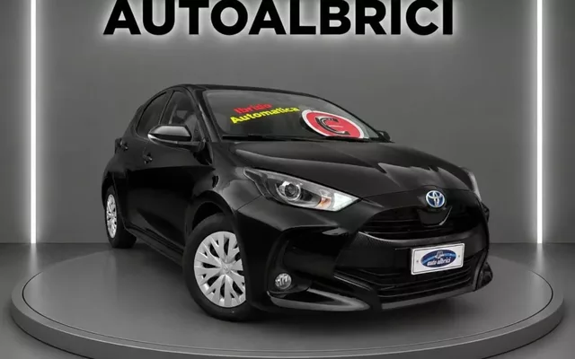 TOYOTA Yaris 1.5 HEV ACTIVE usato Elettrica/Benzina Nero metallizzato