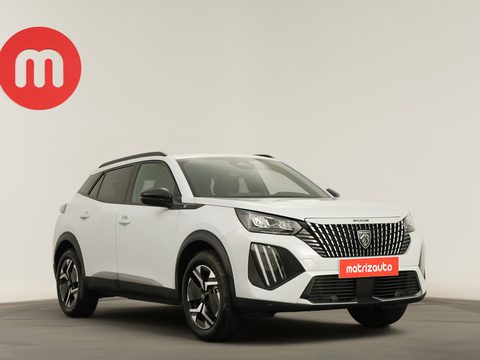 Peugeot E-2008