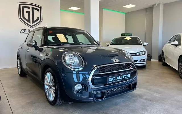 MINI Mini COOPER SD 5 PUERTAS automático