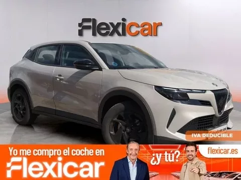ALFA ROMEO Junior Ibrida 100kW (136CV) - 24390€ en Valladolid