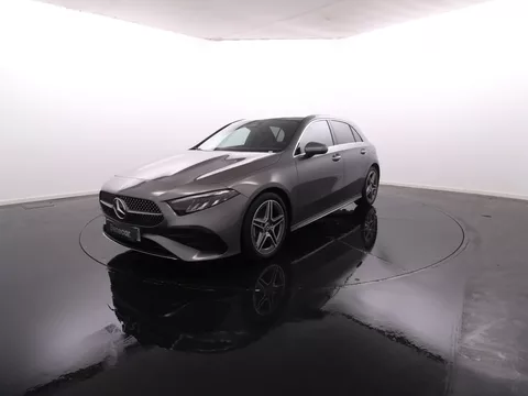 Mercedes-Benz Classe A - 180 d AMG Advanced Plus Cx. Aut. / Vidros Escurecidos / JLL