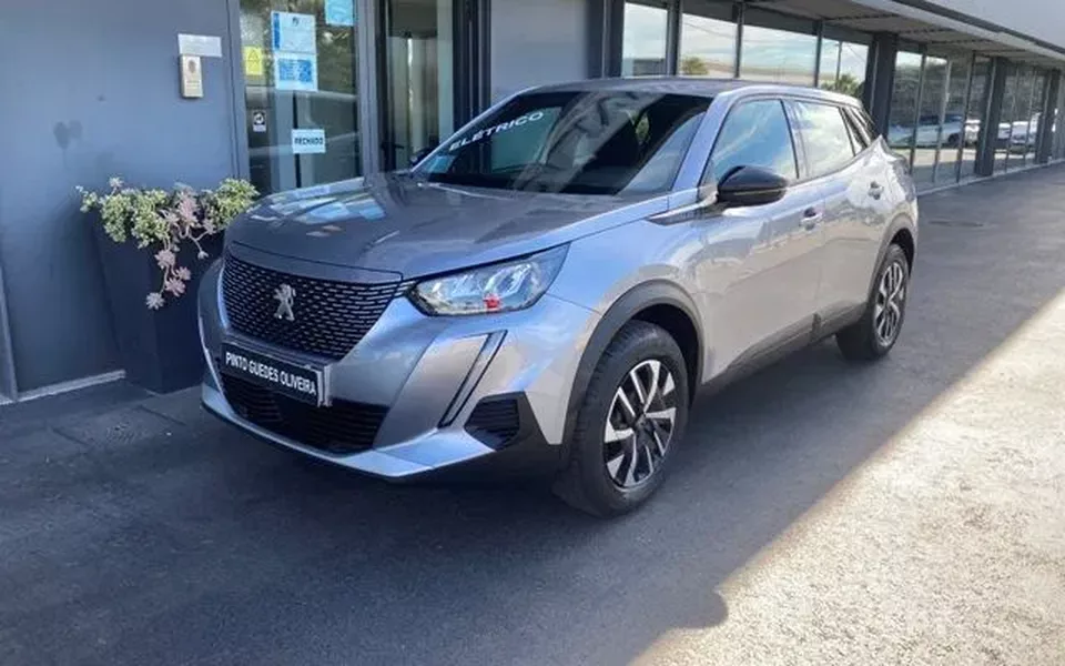 Peugeot e-2008