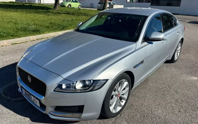 Jaguar XF 2.0 D Prestige Aut.