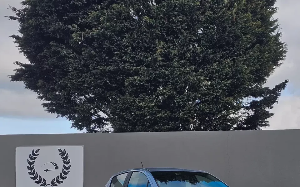 Toyota Yaris 1.5 HSD Sport+P.Luxury+TSS
