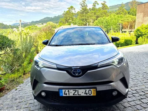 Toyota C-HR 1.8 Hybrid Exclusive