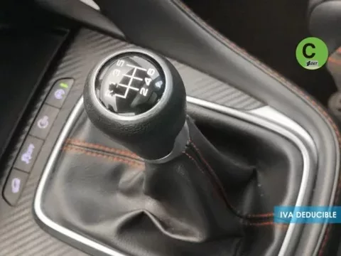 1.0T Luxury 82 kW (111 CV)