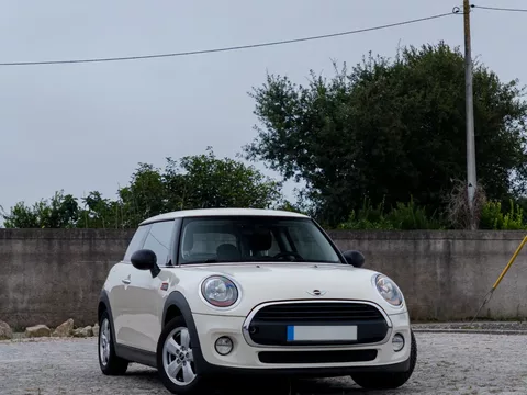 MINI 3 Portas One