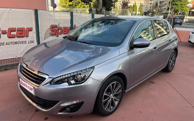 Peugeot 308 PureTech 130 GPF EAT8 Stop & Start Allure