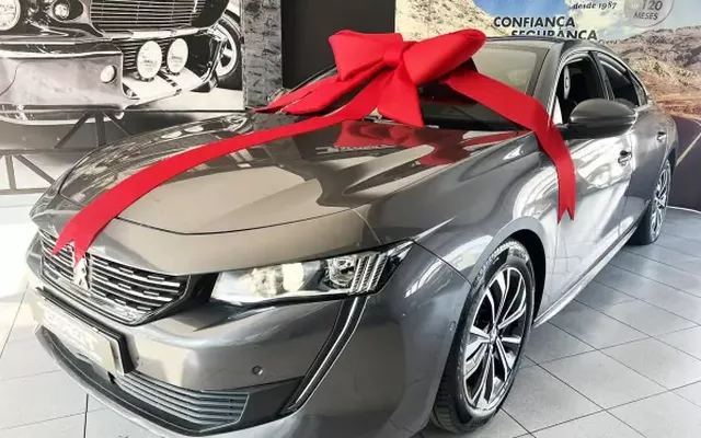 Peugeot 508 2021 1.6 Hybrid Allure e-EAT8
